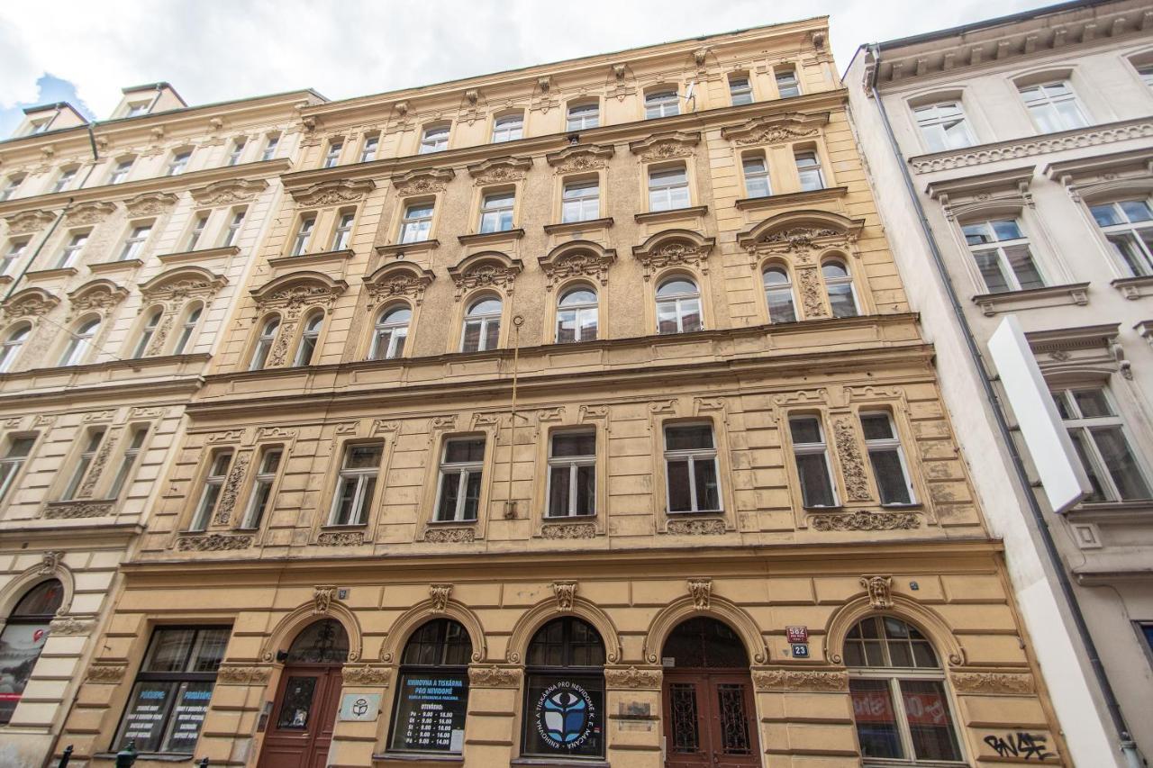 Prague Palace - Wenceslas Square Bagian luar foto